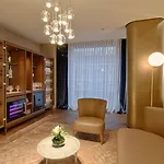 Maritim Plaza Тирана