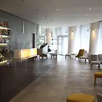 Maritim Plaza Отель