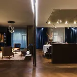 Maritim Plaza 5* Тирана