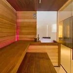 Maritim Plaza 5* Тирана