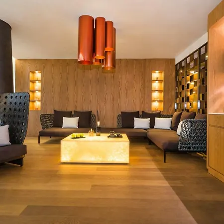 Maritim Plaza Hotel