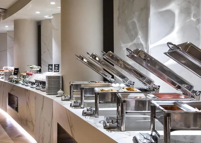 Maritim Plaza Ξενοδοχείο 5*