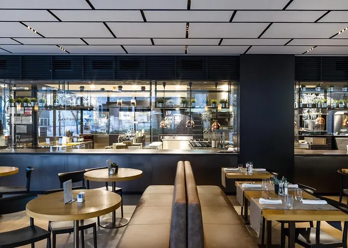 Maritim Plaza Ξενοδοχείο 5*