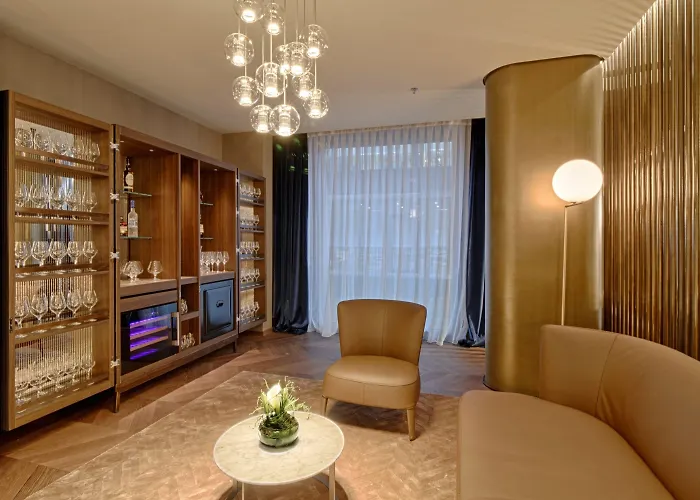 Maritim Plaza Τίρανα