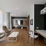 Hotel Maritim Plaza 5*