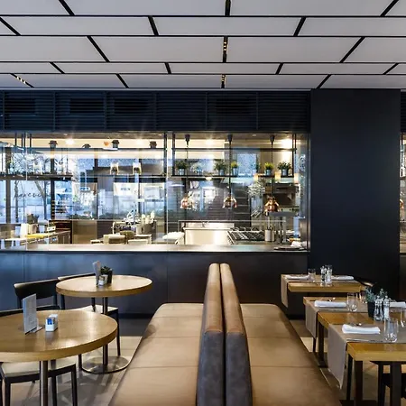 Maritim Plaza Hotel 5*