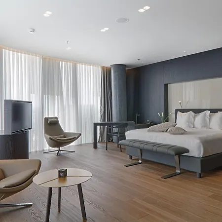 Hotel Maritim Plaza Tirana