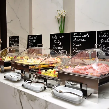 Maritim Plaza Hotel 5*