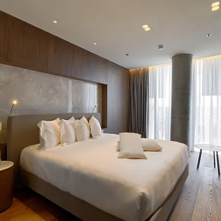 Hotel Maritim Plaza Tirana