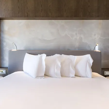 Maritim Plaza Hotel Tirana