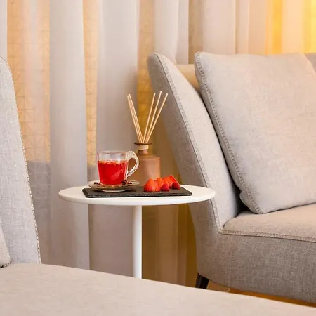 Maritim Plaza 5* Τίρανα
