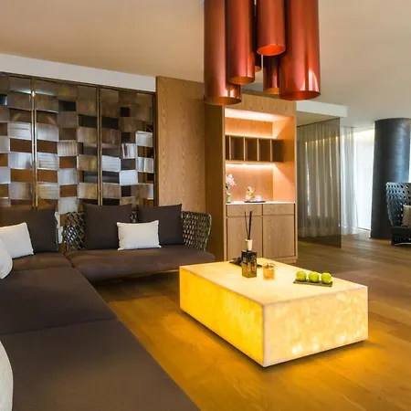 Maritim Plaza Otel Tiran