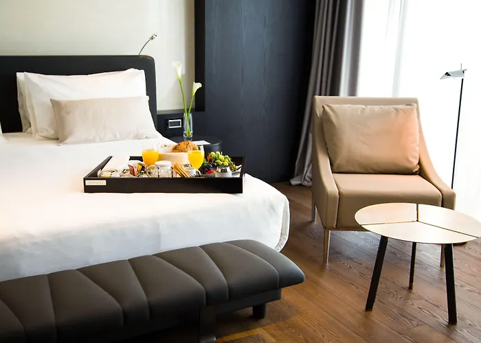 Maritim Plaza Hotel 5*